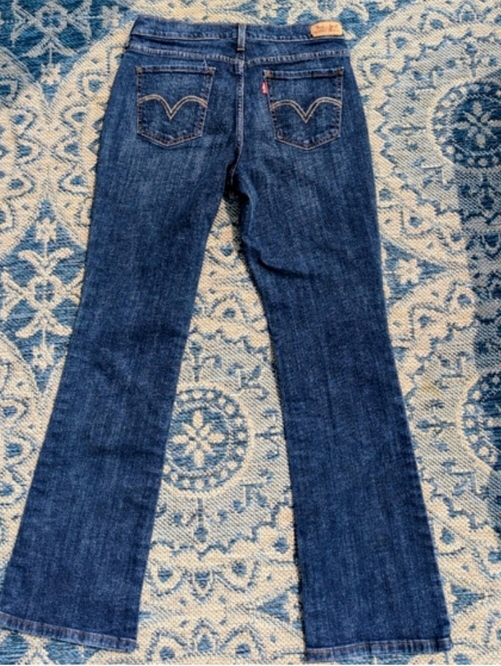 Woman's Levi's 515 Boot cut Jeans size 8